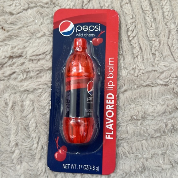 Pepsi wild cherry flavored lip balm new in sealed packaging - Picture 16 of 16